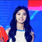 흔하지 않는 18살 미모 ㄷㄷ