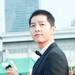 송중기 머리 엄청 짧아짐
