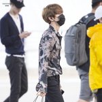 [EXO] 백현이 다리보니깐