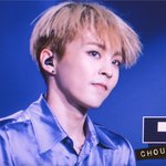 [EXO] <b>실크</b> 입은 시우민 봐 쩐다 ㅋㅋㅋ