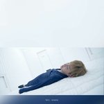 [방탄소년단] 이와중에<b>호석</b>이너무예뼈서 배경하나쪄왓어