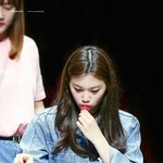 [댓글부탁해] 프사좀 골라<b>주</b><b>셈</b>..