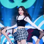 [EXO] 얼굴은기괴한데 몸매하난<b>오짐</b>