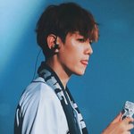 [EXO] <b>턱선</b>봐 살 개많이 빠졌네