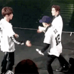 [EXO] 보고싶어 <b>사랑해</b>