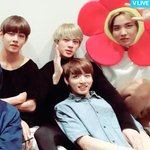 [방탄소년단] 석진이 검은 <b>목</b>폴라<b>티</b>