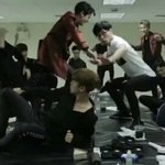 [CHEN] 신난 EX9 근데 종대 어디? 한참 찾았네