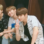 [방탄소년단] 다들 앉아있는게