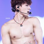 [댓글부탁해] 니네들 이기광 <b>웃통</b>깐거 영접했냐(마지막짤 엄생슬생...