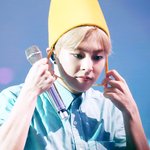 [시우민] 시우민홈마가 올린 시우민<b>비컷</b> 사진 ㅋㅋ