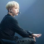 [EXO] 민석이 이 사진이 더이쁨