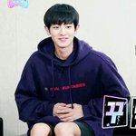 [EXO] 찬열이 <b>이</b> <b>옷</b> 살까?