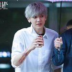 [EXO] 이사진 진짜 캔 줄인거같다 ㅋㅋㅋ <b>손</b><b>개</b>커