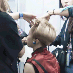 [시우민] (시우민) 저 <b>손들</b>이 부럽다.