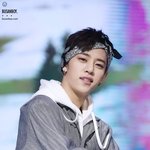 [BAP] <b>샤</b>준수팬한테 덕구네영상 보여줫는데