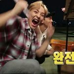 [EXO] <b>시우민</b> 잘생겼다/<b>첸</b> 잘생겼다