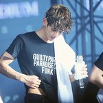 [EXO] ㅅㅂ나 이사진 첨보는데