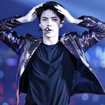 [EXO] 갤러리 20번째 사진이 <b>미래</b> 남편