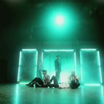 [방탄소년단] 예전 런무대보는데