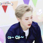 [시우민] 이때 <b>옆선</b> 넘 예뻤다 시우민