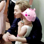 [EXO] 열폭년 시우민 <b>슈퍼맨</b>이 돌아왔다 흥해서 발작하구나