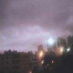 [EXO] 하늘이 핑크빛도면 안좋은 <b>징조</b>라 하지 않음?