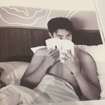[EXO] 디오는 진심 <b>뭔생각</b>으로 벗고찍은걸까