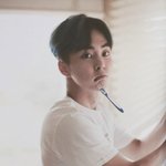 [EXO] 야 <b>화장실문</b>열었는데 어떤남자가