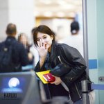 걸크러쉬 유발 女돌 가죽 <b>재킷</b>