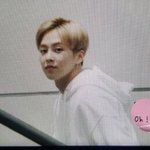 [EXO] 오늘 시우민은 금발 <b>미소년</b>미