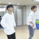 [방탄소년단] 이때누구야? 노래부르는거..?