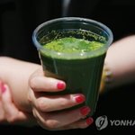 [댓글부탁해] 맛있는<b>녹조</b>라떼