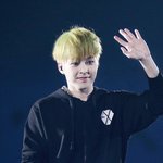 [시우민] 시우민 손가락 좀 보세여ㅠㅅㅠ