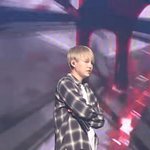 [방탄소년단] 민윤기 옷겁나귀엽지않음..?