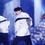 [방탄소년단] 이 두 <b>사진</b> 뭐가 <b>다른</b>걸까