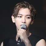 [EXO] 백현이는 입술도 그렇지만 귀랑