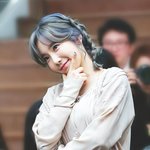 태연 은발에다가 땋은머리까지...