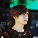 <b>종현</b> 데뷔초가 더 낫지 않음?