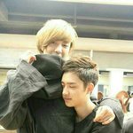 [EXO] 이거 나만처음봄..? 어디서뜬겨...ㅅㅂ