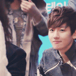 [EXO] <b>유물</b> 들고옴