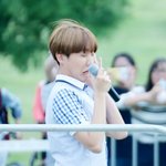 [방탄소년단] 아 <b>왜</b> 아까부터 다<b>들</b>