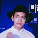 [방탄소년단] 와씨 태형이 <b>피어싱</b>도 다시 다했네