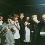 [방탄소년단] 호비 머리색 튀는거봐