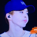 [EXO] 시우민님이 볼에바람넣기를 시전하셨습니다