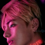 [방탄소년단] 와 잠시만 눈에비친거 사람이니??????????