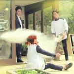 [EXO] 김준면 <b>한테</b> 저렇게 밀가루 맞고싶다