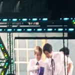 [시우민] 헐 시우민 <b>일</b>콘 불공평해 의상 봄?
