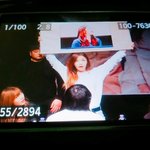 [에이핑크] 이거 봤냐 <b>은지</b>가 팬싸에서 십자수 받았는데