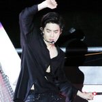[EXO] 단추 미친놈 <b>개나대</b>
