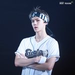 솔직히 <b>남돌중</b> 제일 잘생긴것같은 사람